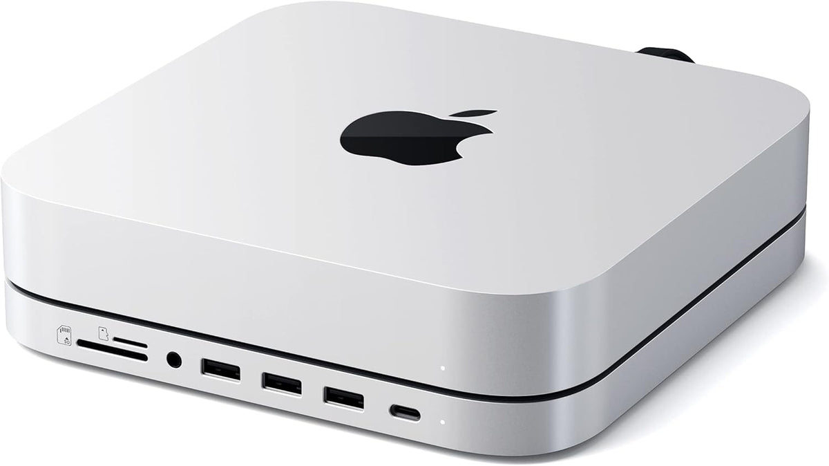 Silver USB-C Stand & Hub with SSD Enclosure K13924