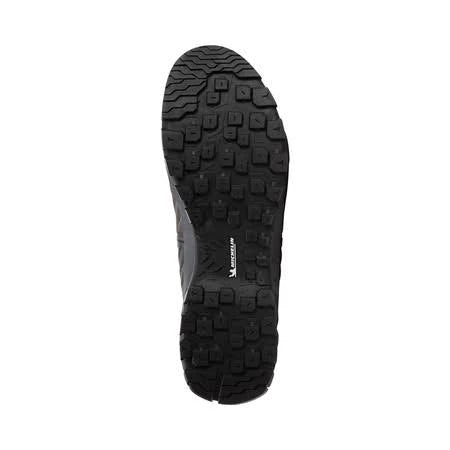 Mid GTX Boots L215