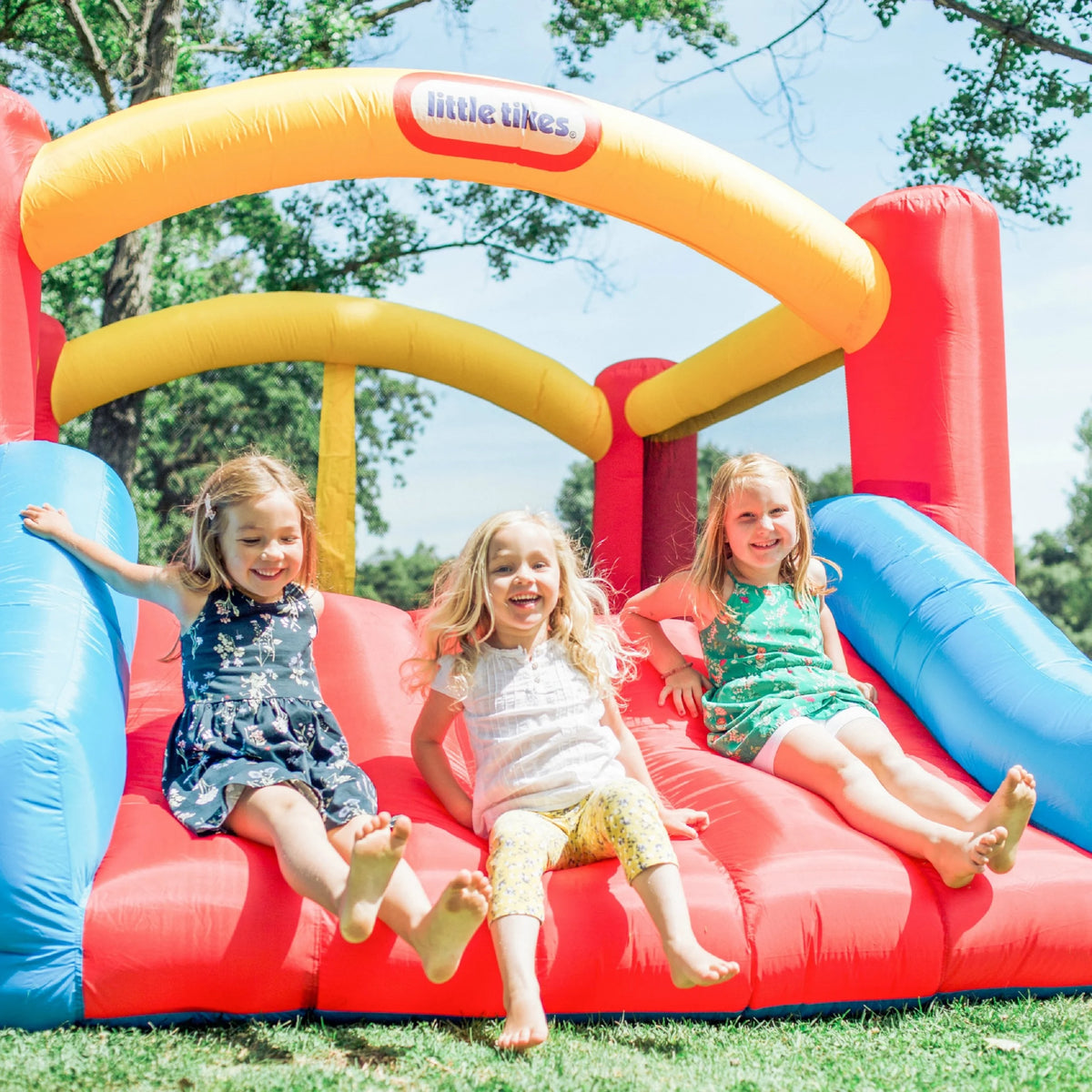 Inflatable Bounce House with Slide and Blower I47773