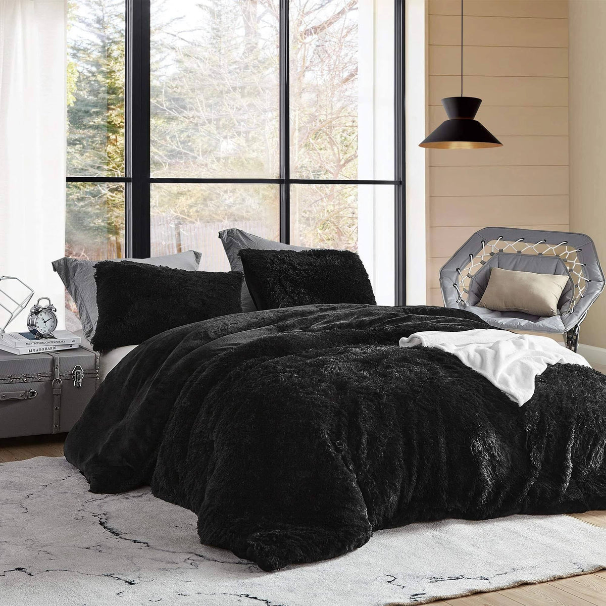 Oversized King Black Comforter G10612