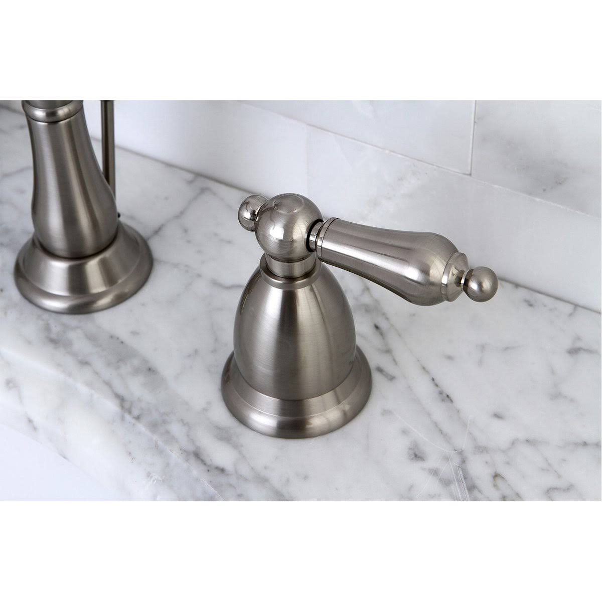Oil Rubbed Bronze Widespread Lavatory Faucet with Pop-Up P541110