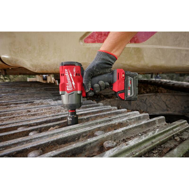 18V Lithium-Ion Brushless Cordless 1/2 in. Impact Wrench with Friction Ring Kit D7159