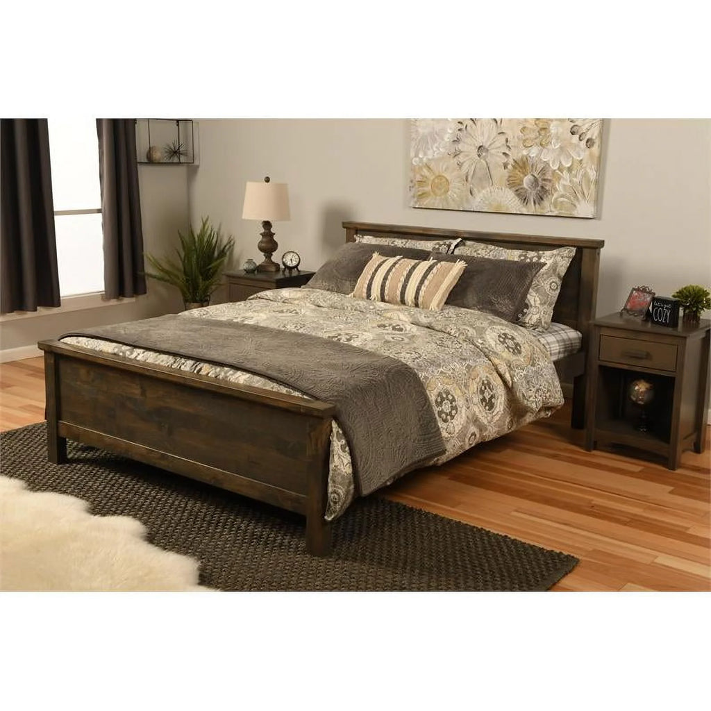 Queen Bed in Medium Brown B77803