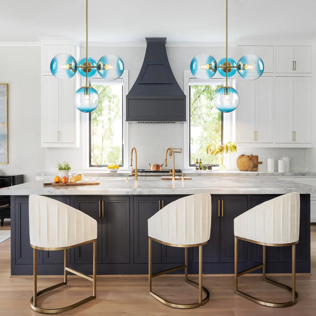 4-Light Gradient Blue Glass Chandelier Y900537