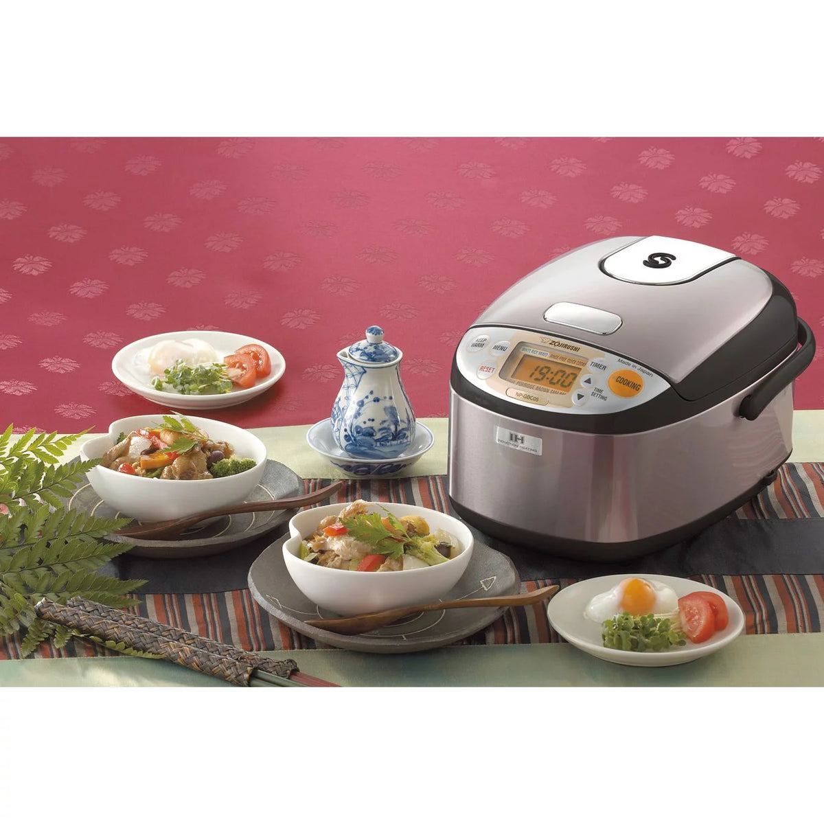 Induction Heating Rice Cooker and Warmer 3-Cup with 12-Knife set Y722