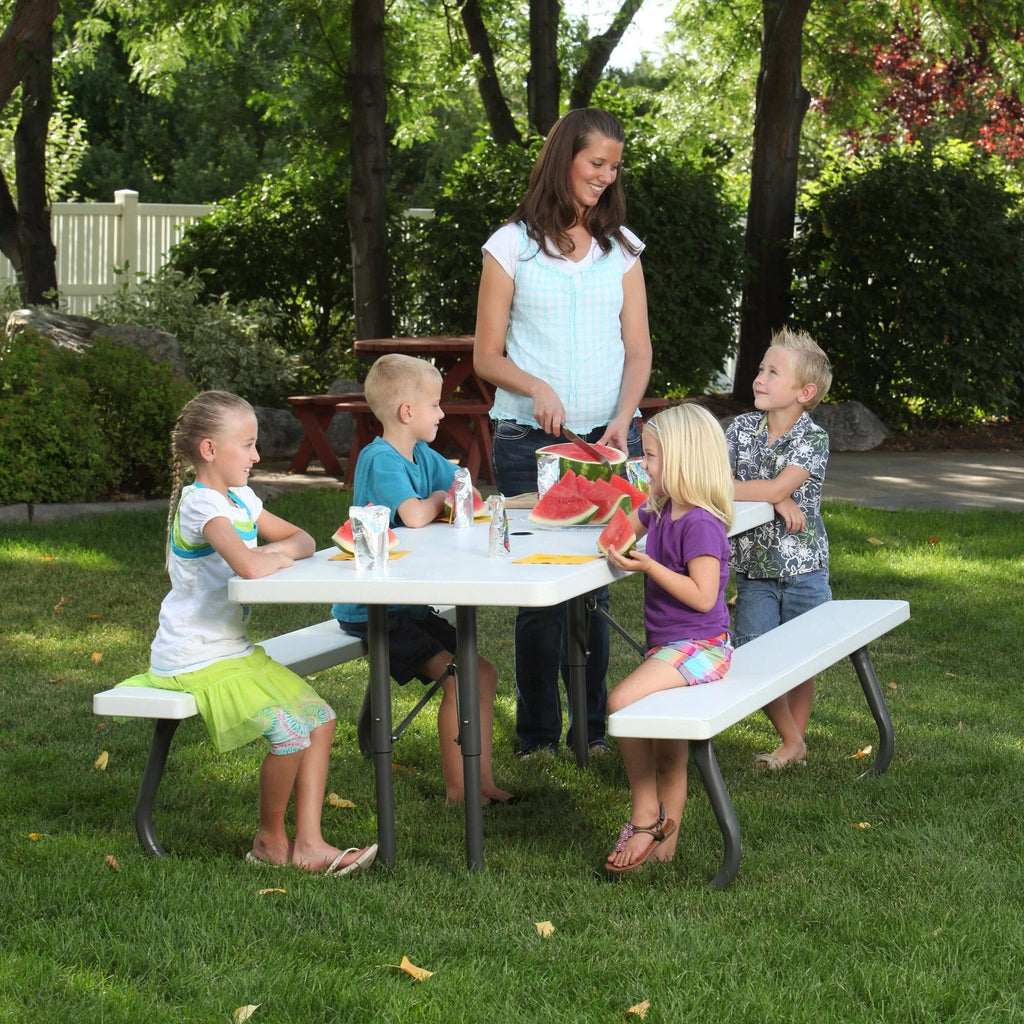 6 Foot Polyethylene Picnic Table G960071