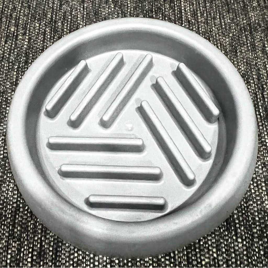 Grey Puzzle Slow-Feeder Dog Bowl Z543